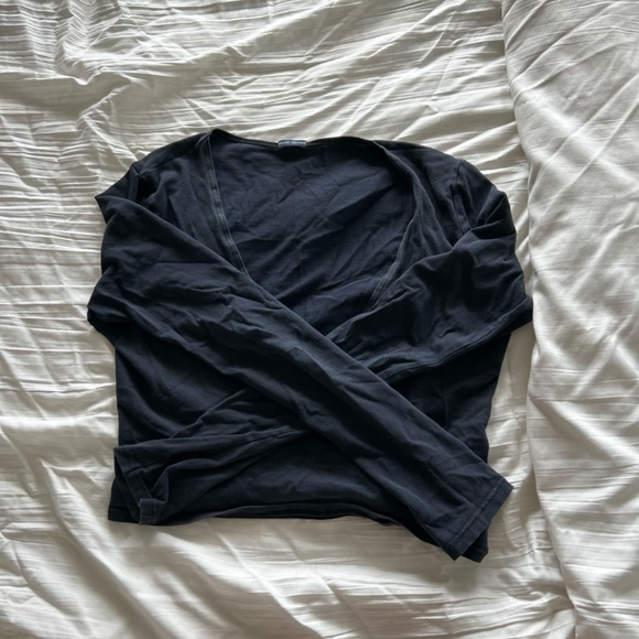 Brandy Melville Wrap Top Bundle - Picture 9 of 11